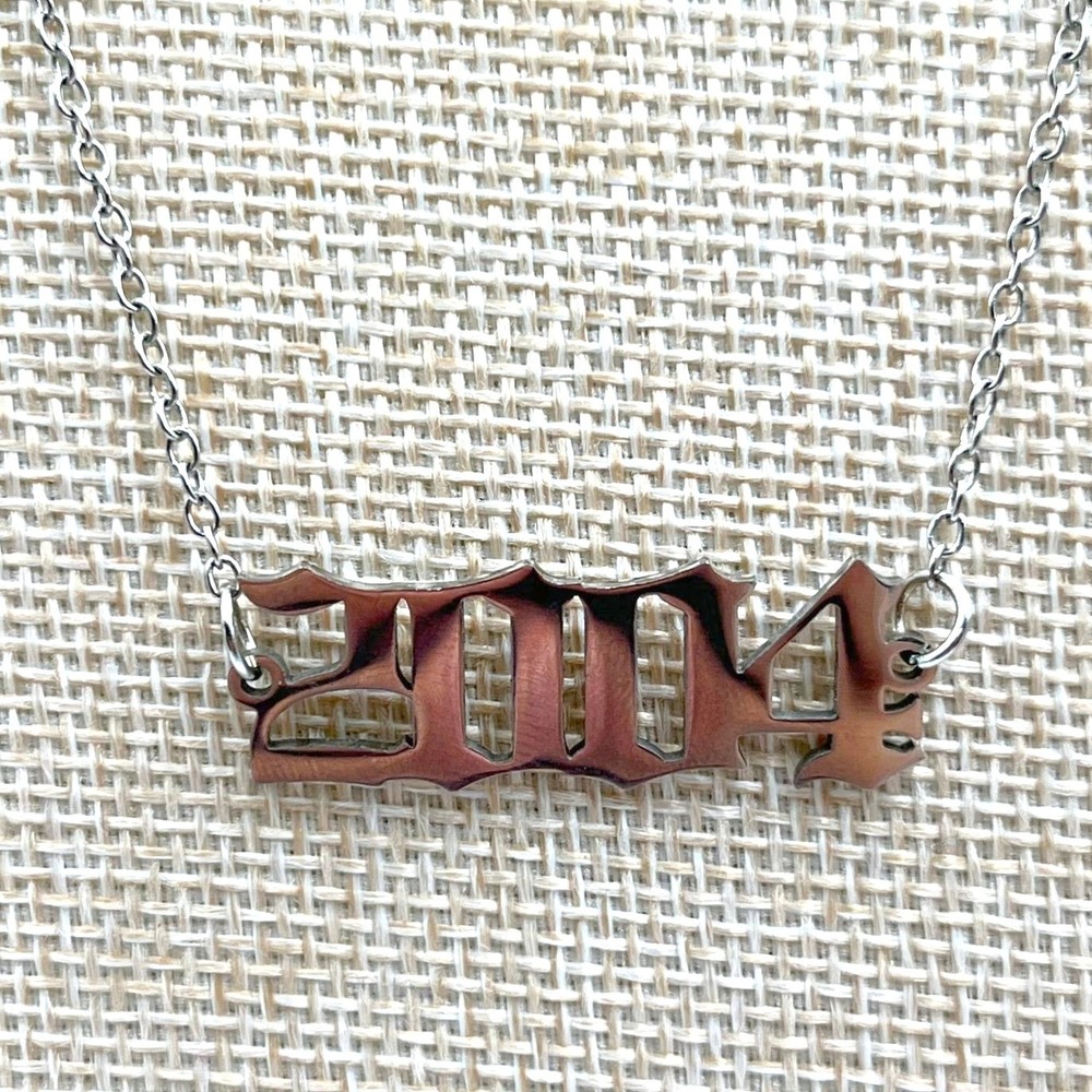 Vintage Silver Tone  2004 Birth Year Necklace Old English Font Pendant Chain Y2K